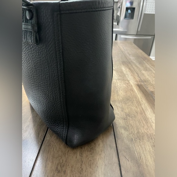 Salvatore Ferragamo Gancini Leather Tote - Picture 8 of 16